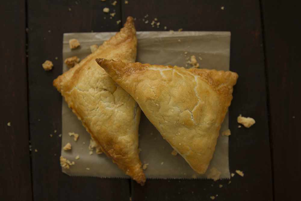 Load image into Gallery viewer, Apple Cheddar Hand Pies
